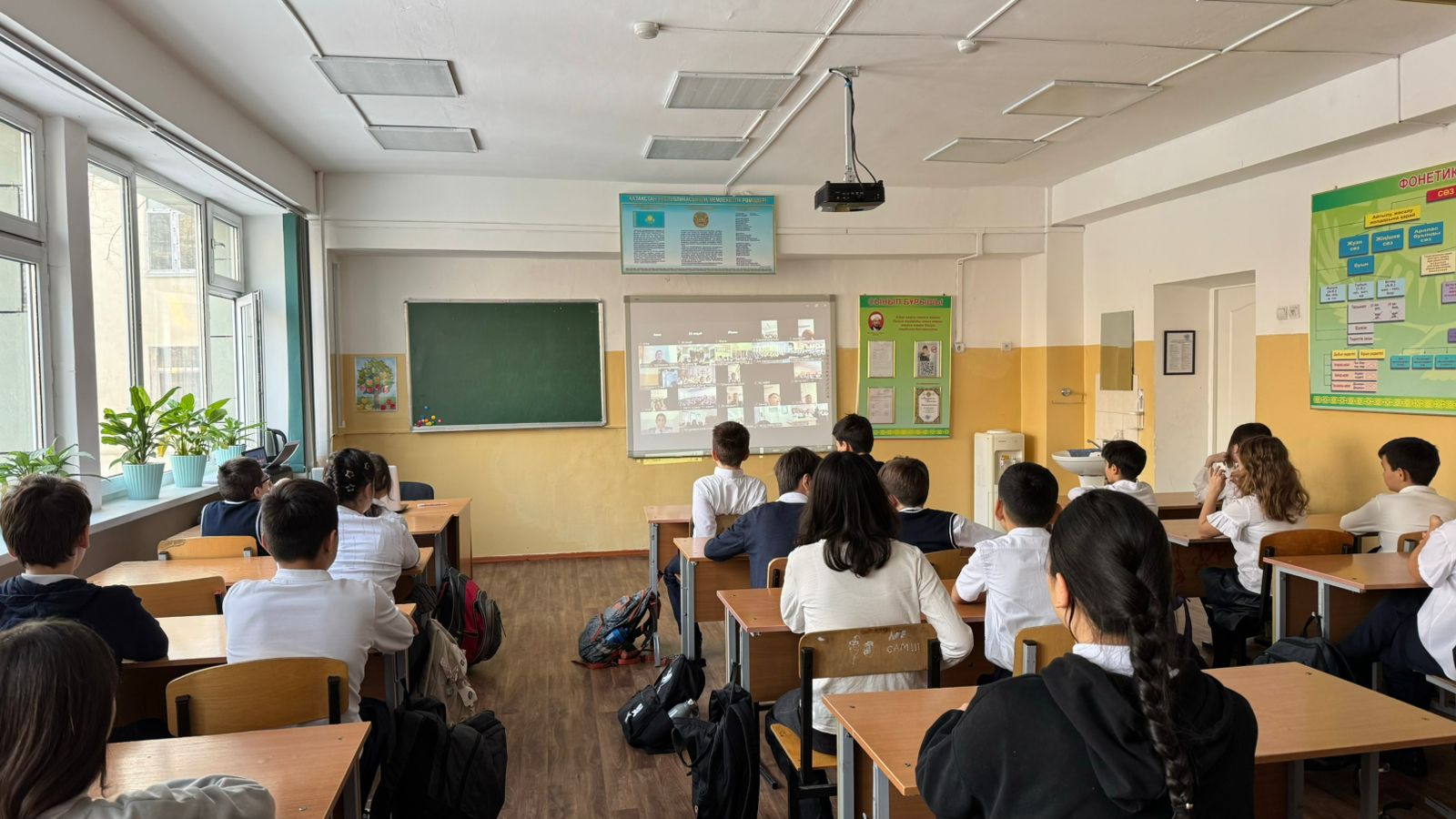 "Жас ұрпақ арасында қауіпсіздік мәдениеті акциясы аясында"./В рамках акции "Культура безопасности среди подрастающего поколения"