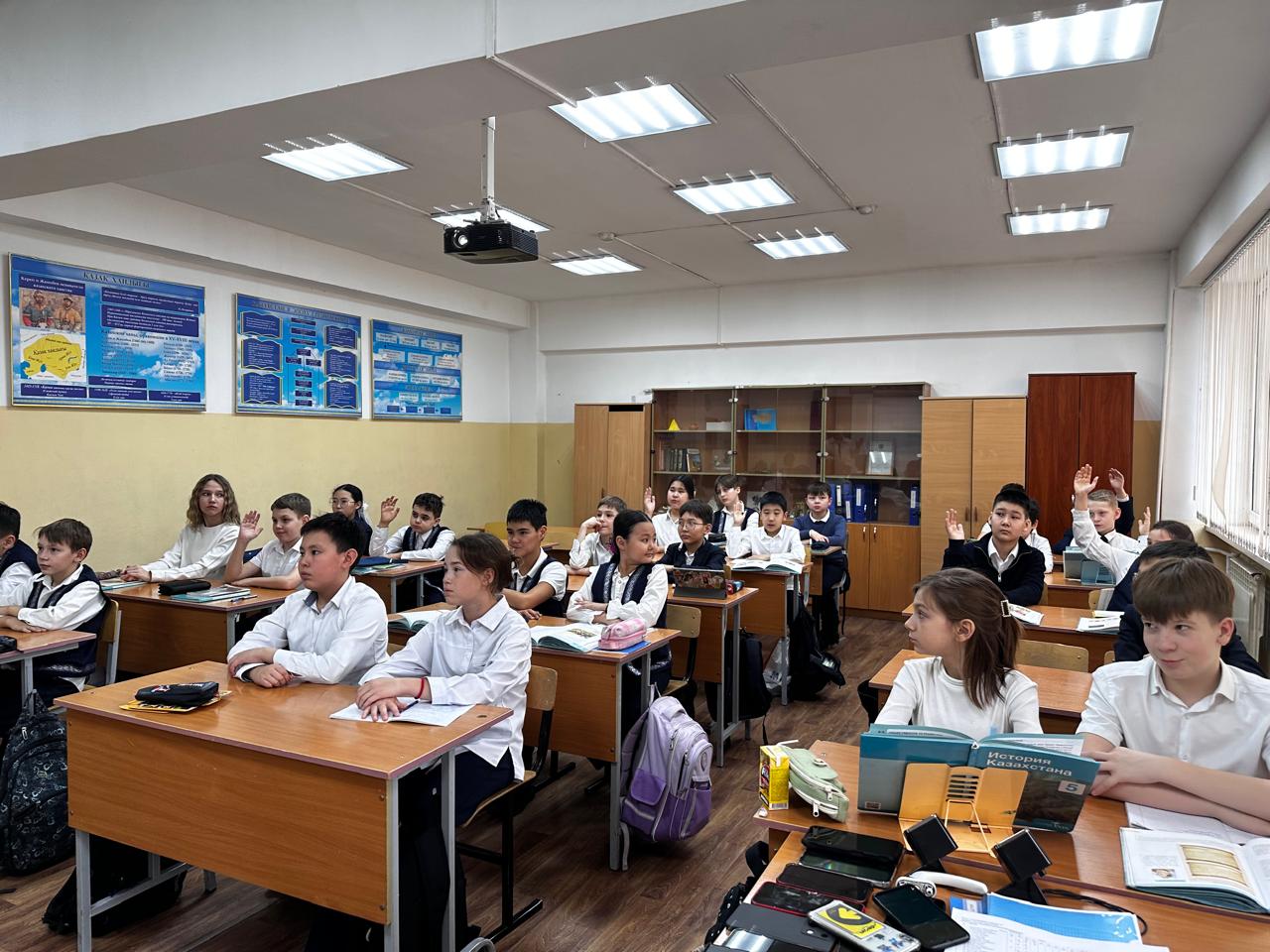 "Оқушылардың сауаттылық апталығы".Недели читательской грамотности