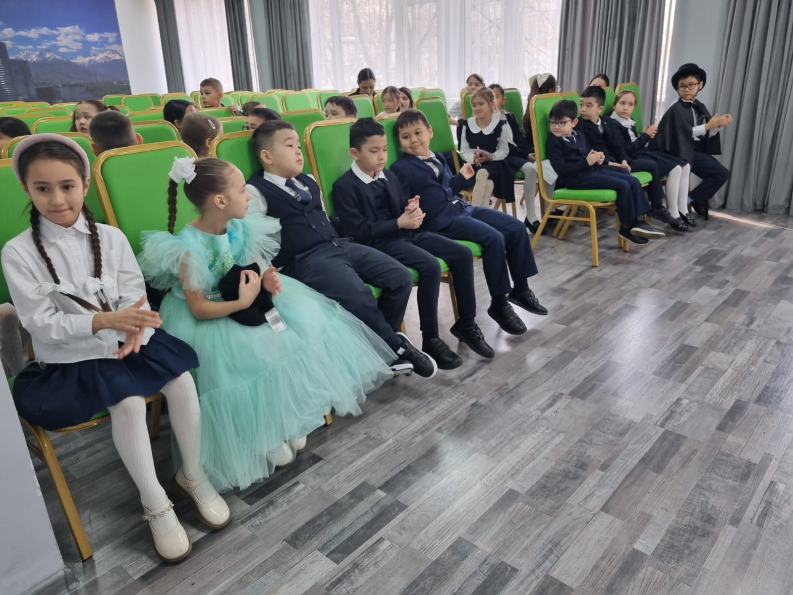 Оқушылар арасындағы тамақтану бойынша сауалнама нәтижелері/Результаты анкетирования по питанию среди учеников