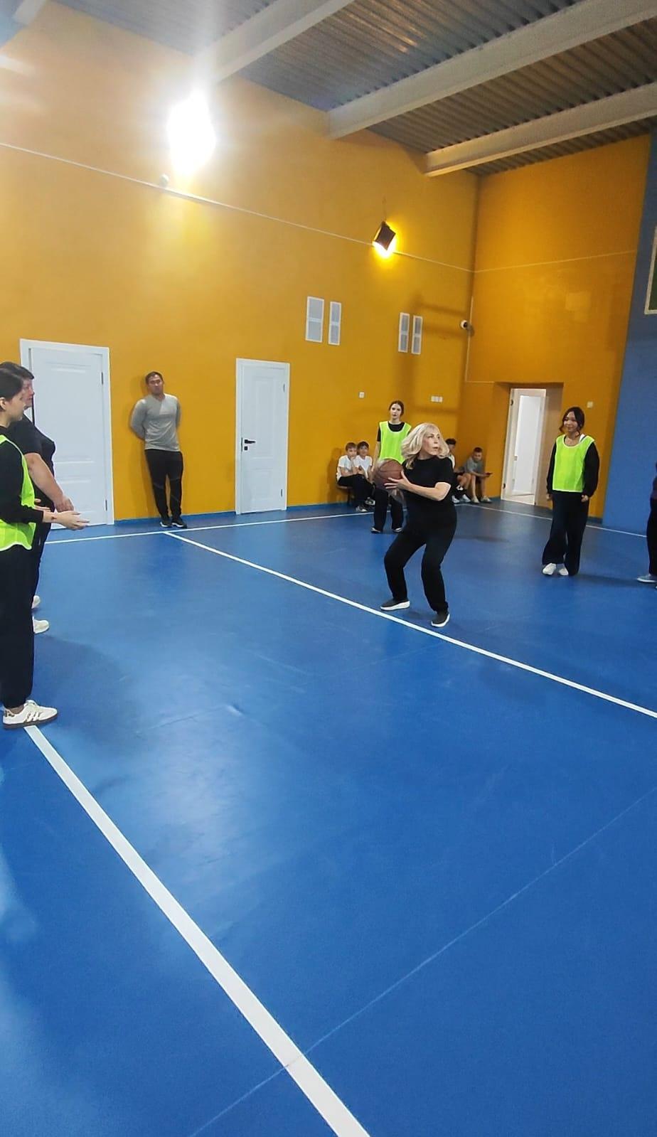 «Ұстаздар мен оқушылар кездесуі» атты спорттық спартакиада