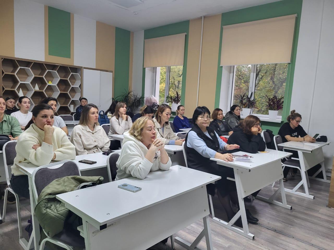 «Балалардың қауіпсіздігі – бәрімізге ортақ міндет» атты қалалық ата-аналар жиналысы