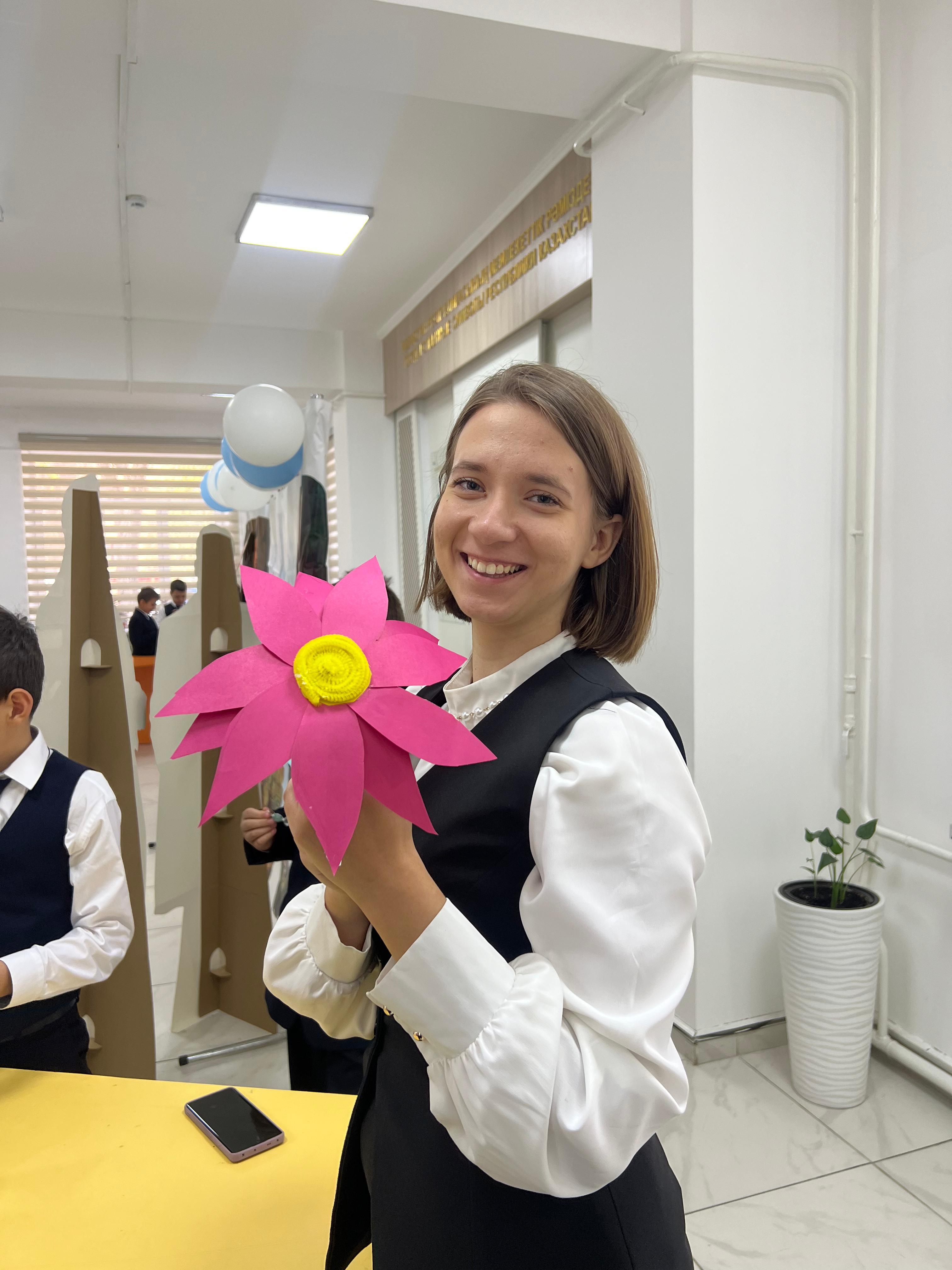 Гуманитарлық онкүндік аясында: «Speak & Play» ағылшын тілі бойынша қызықты іс-шара