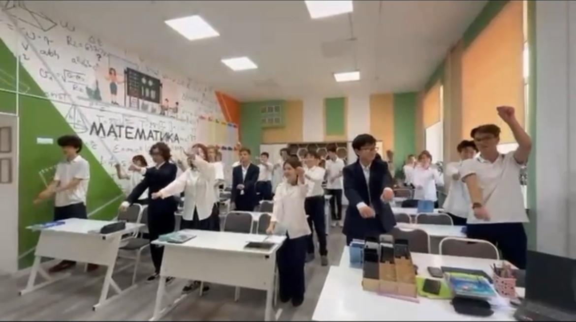 📌 Сабақтағы сергіту сәті – көңіл-күй мен энергия көзі! 📌 Физминутка на уроке – заряд бодрости!