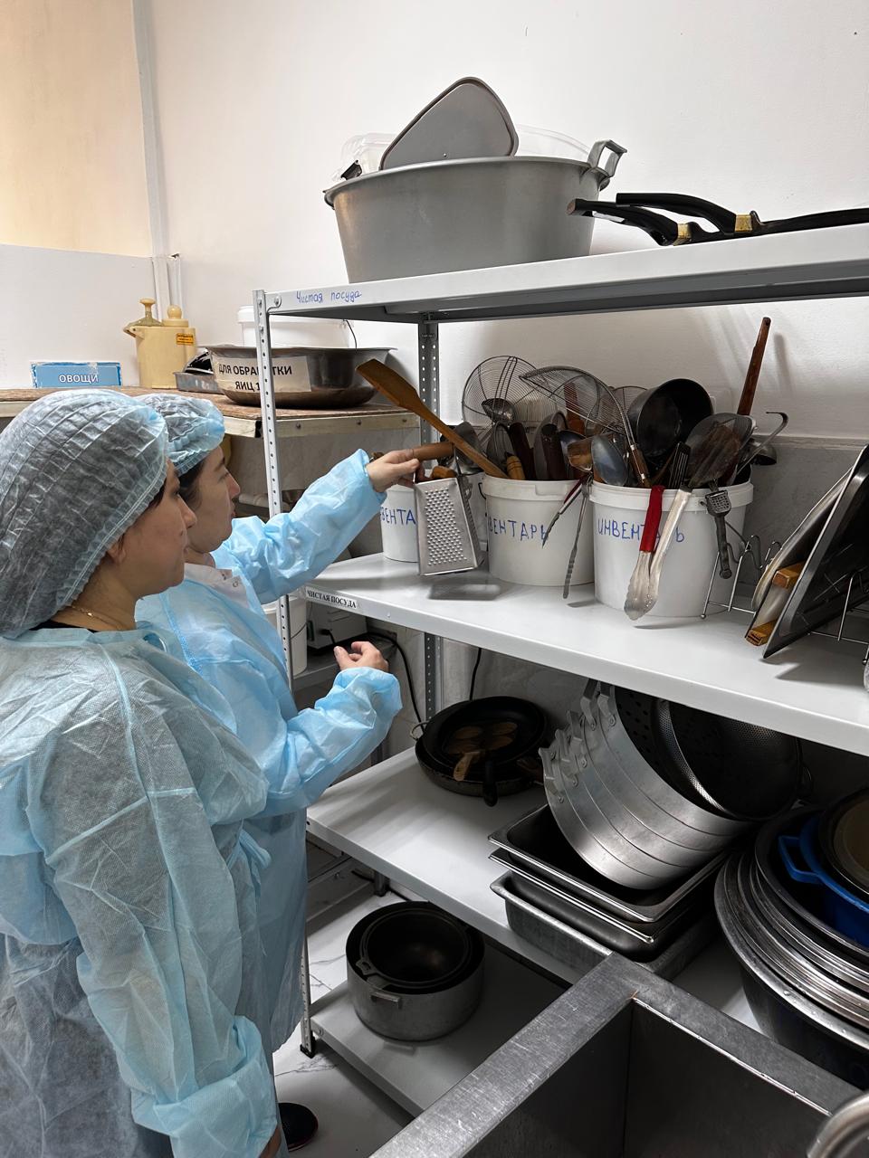 Қаңтар айындағы ыстық тамақтандыру бойынша мониторинг комиссиясының анықтамасы/Справка мониторинговой комисии по организации горячего питания за январь