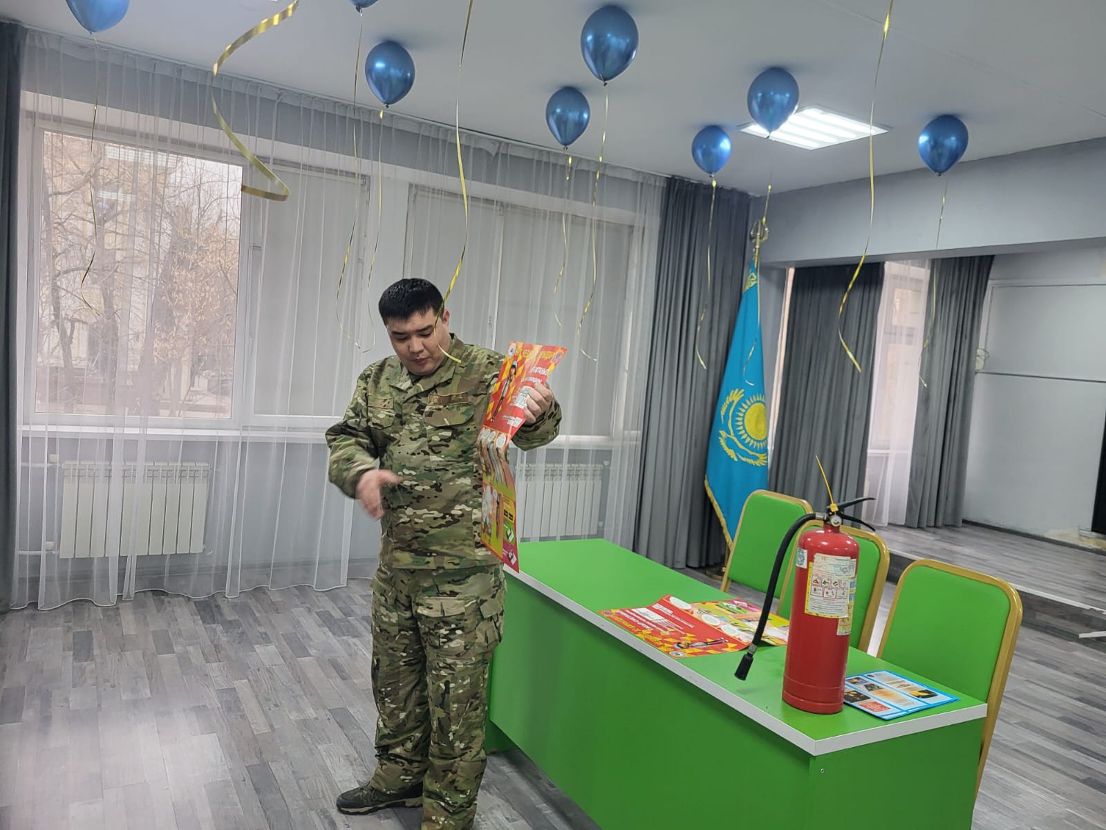 «Балалардың абайсыздығы» тақырыбында Медеу ауданы Төтенше жағдайлар басқармасының аға инженері Аликбаев Д.Д. және Медеу ауданы Төтенше жағдайлар басқармасының бас маманы Дошмат Ж.Д.-мен профилактикалық кездесу.