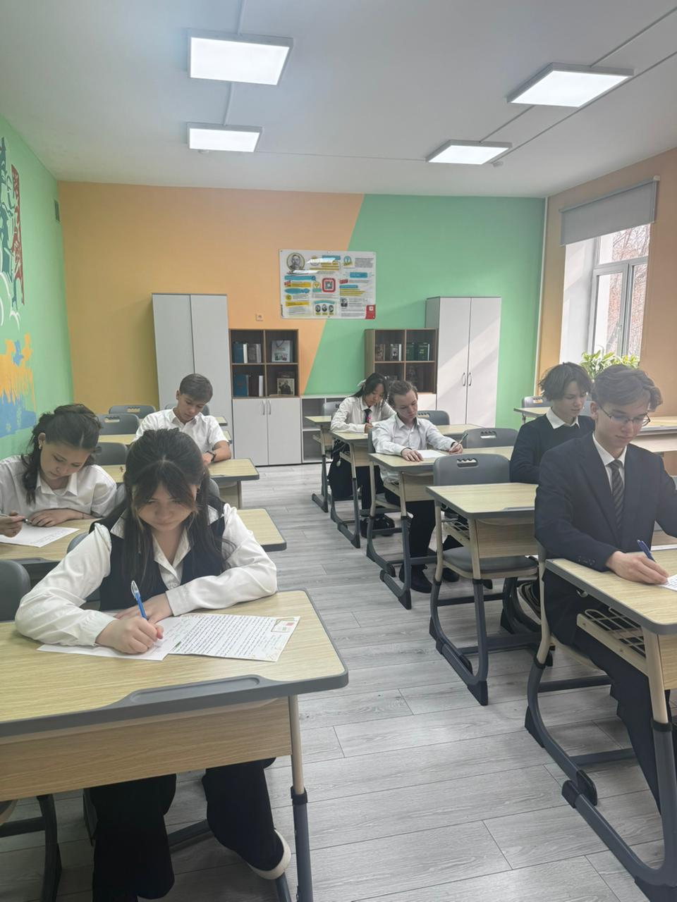 Кітап пен сөз өнері: мектеп оқушыларының шығармашылық додасы